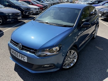Used Volkswagen Polo 2015 for sale - 78373541: Photo