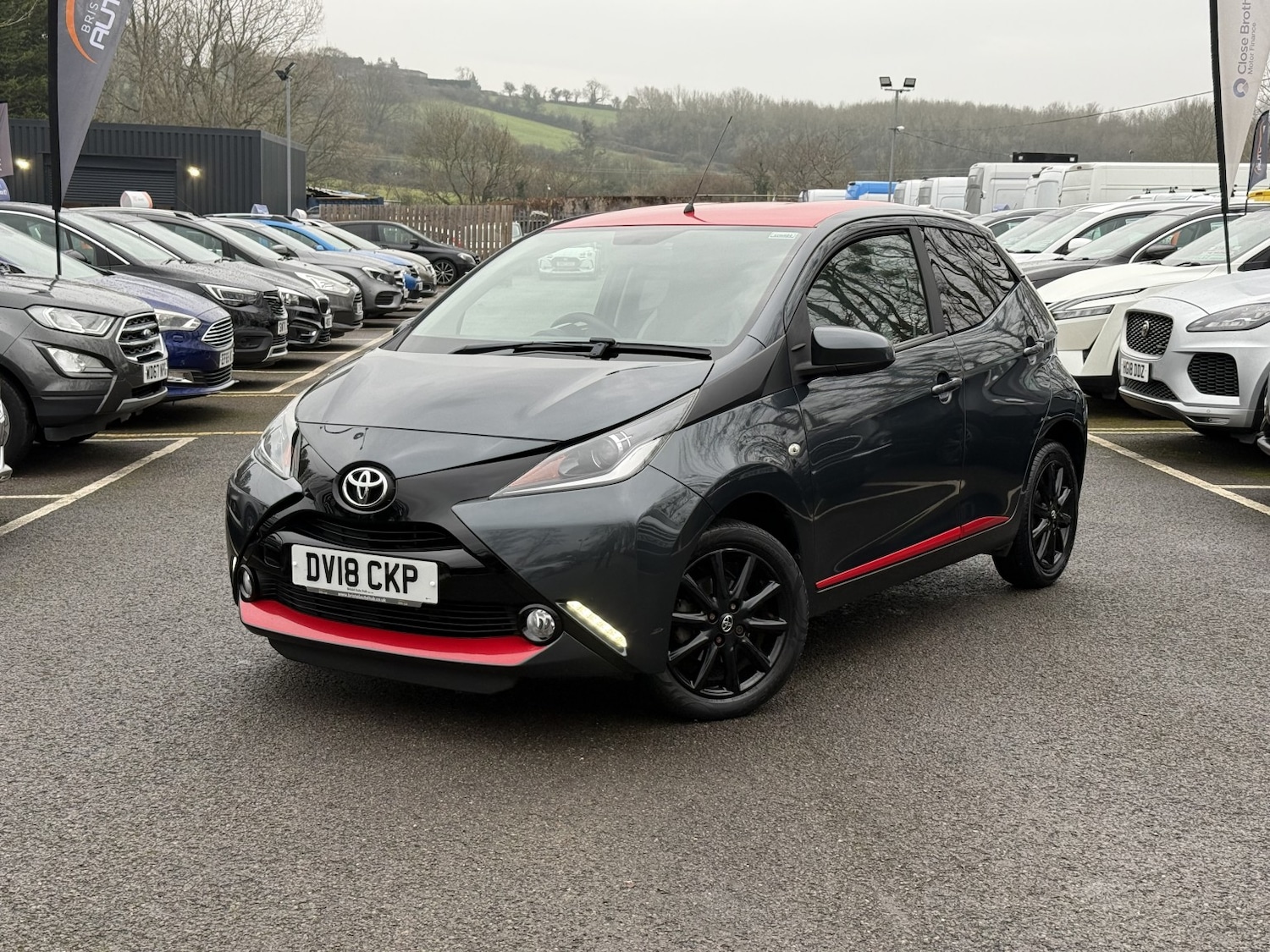 Used Toyota AYGO 2018 for sale - 77319868: Photo 2