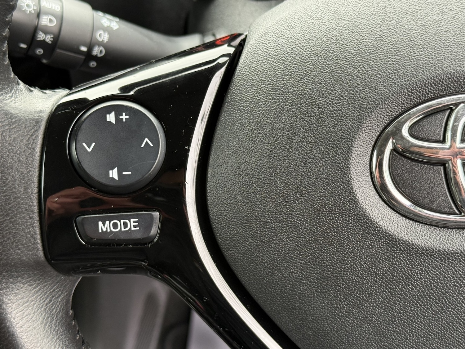 Used Toyota AYGO 2018 for sale - 77319868: Photo 32