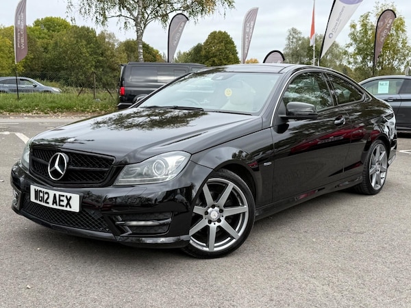 Used Mercedes-Benz C-Class 2012 for sale - 76237168: Photo 2