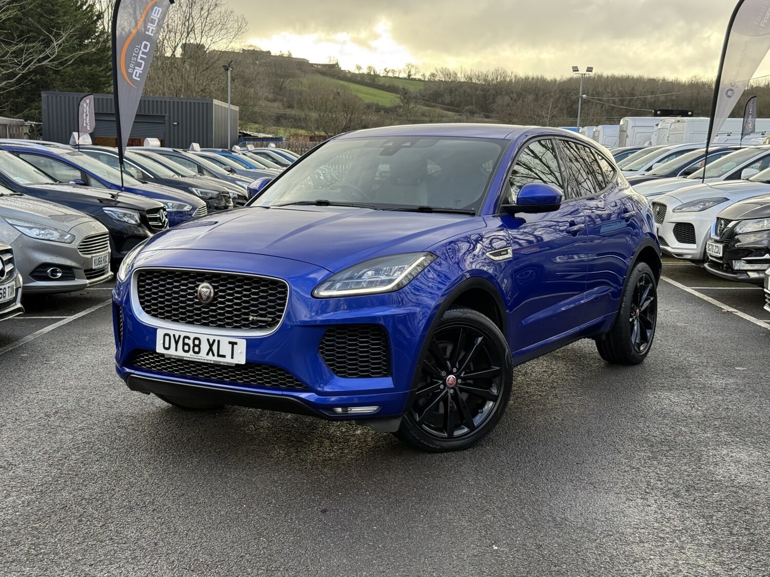 Used Jaguar E-Pace 2018 for sale - 77310696: Photo 2