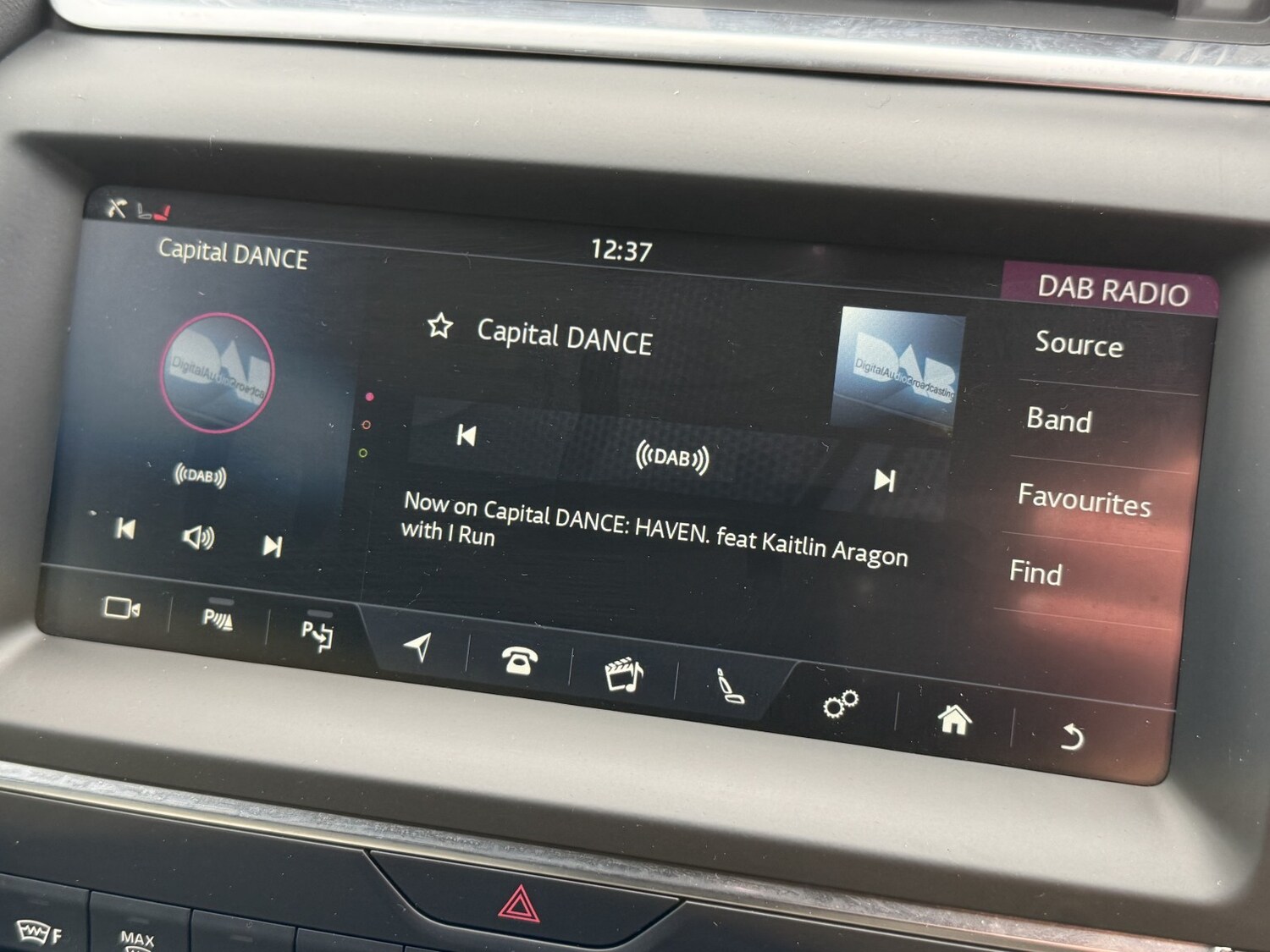 Used Jaguar E-Pace 2018 for sale - 77310696: Photo 30