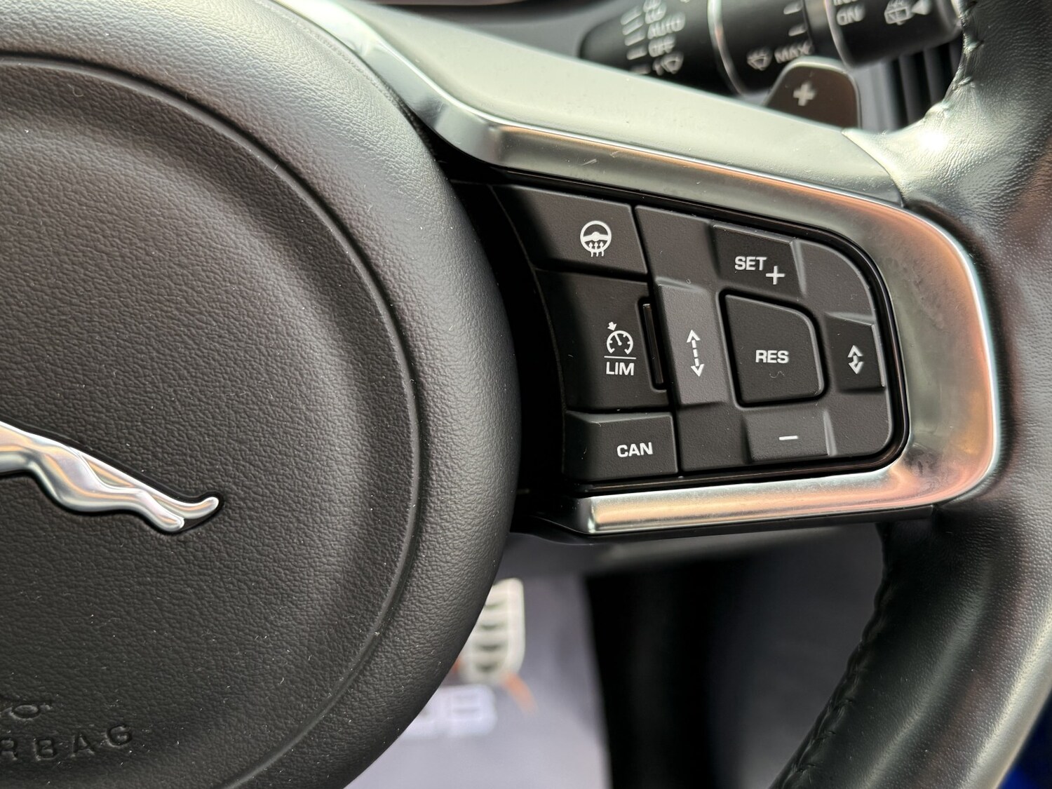 Used Jaguar E-Pace 2018 for sale - 77310696: Photo 35