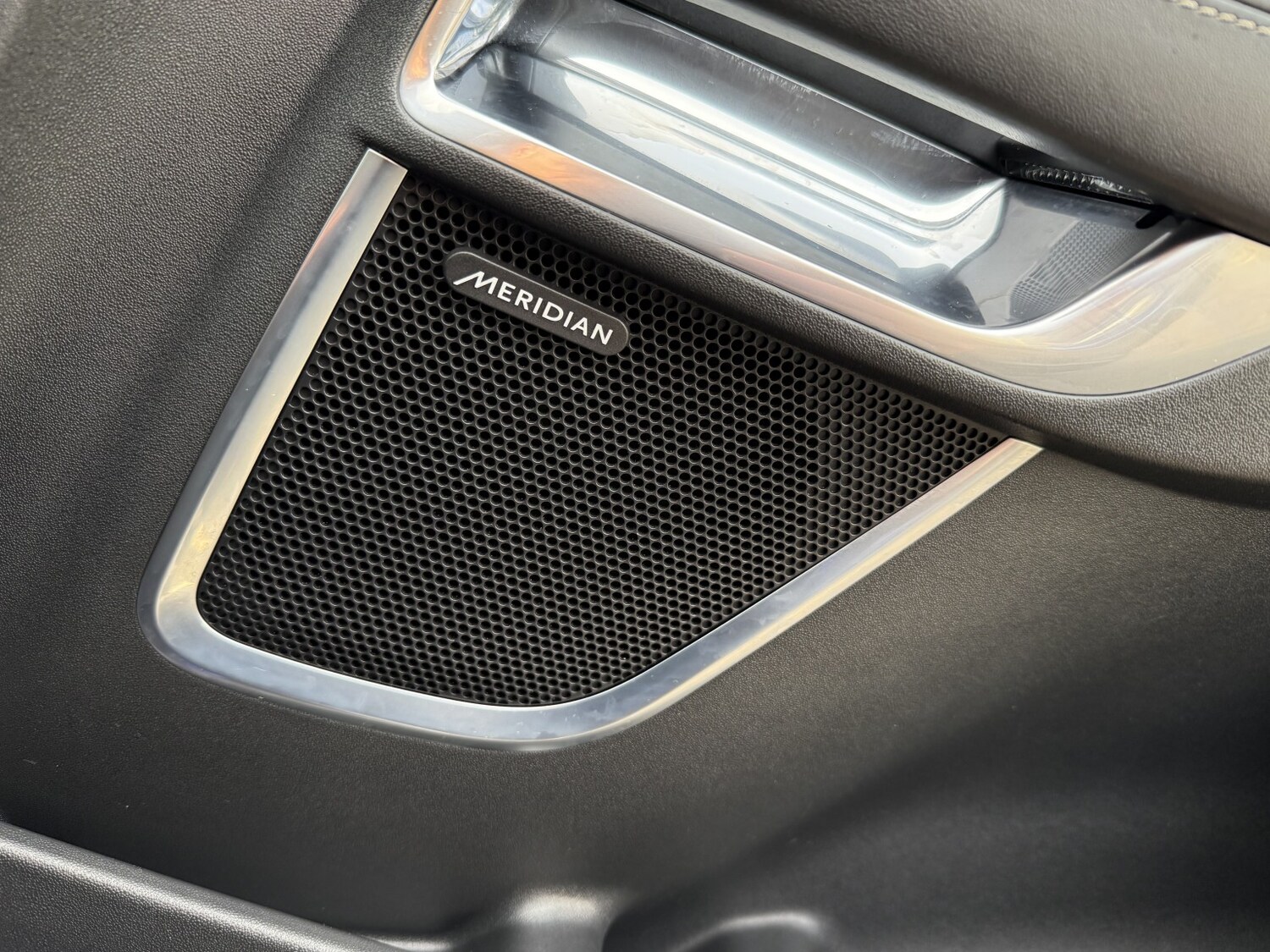 Used Jaguar E-Pace 2018 for sale - 77310696: Photo 56