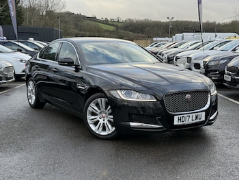 Used Jaguar XF 2017 for sale - 77465732: Photo