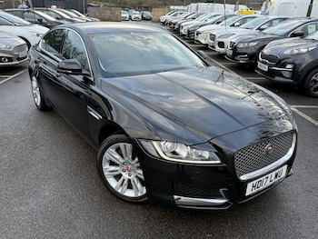 Used Jaguar XF 2017 for sale - 77465732: Photo