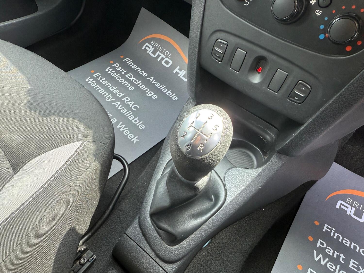 Used Dacia Sandero Stepway 2014 for sale - 76793358: Photo 27