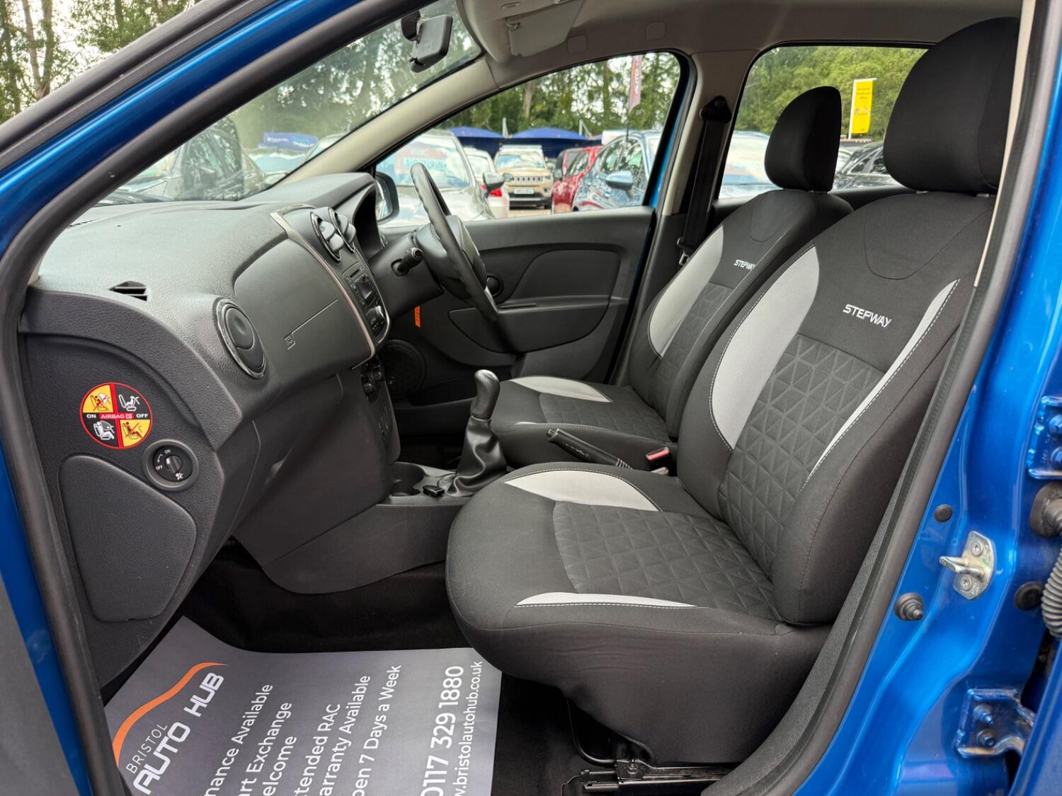 Used Dacia Sandero Stepway 2014 for sale - 76793358: Photo 40