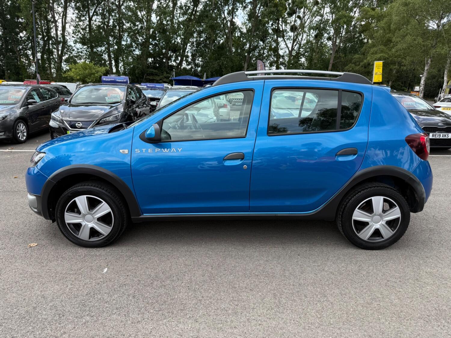 Used Dacia Sandero Stepway 2014 for sale - 76793358: Photo 7