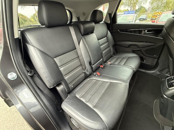 Used Kia Sorento 2017 for sale - 76268604: Photo 14