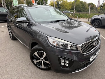 Used Kia Sorento 2017 for sale - 76268604: Photo 3