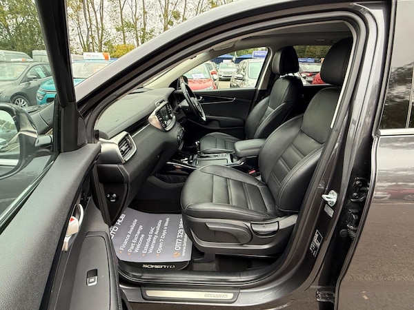 Used Kia Sorento 2017 for sale - 76268604: Photo 49