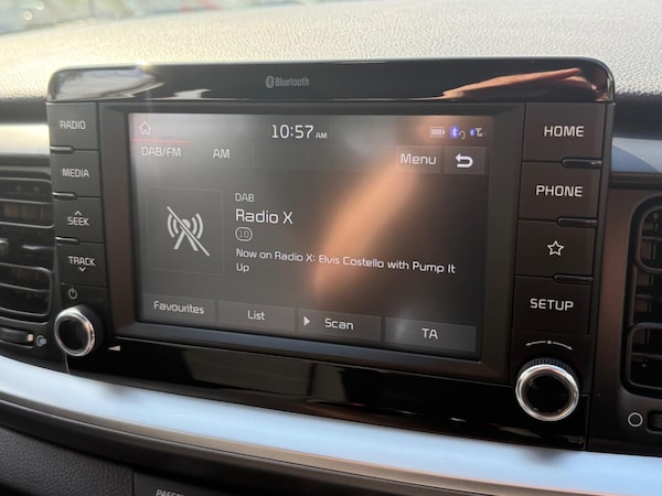 Used Kia Stonic 2018 for sale - 75539051: Photo 29