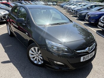 Used Vauxhall Astra 2015 for sale - 78964965: Photo