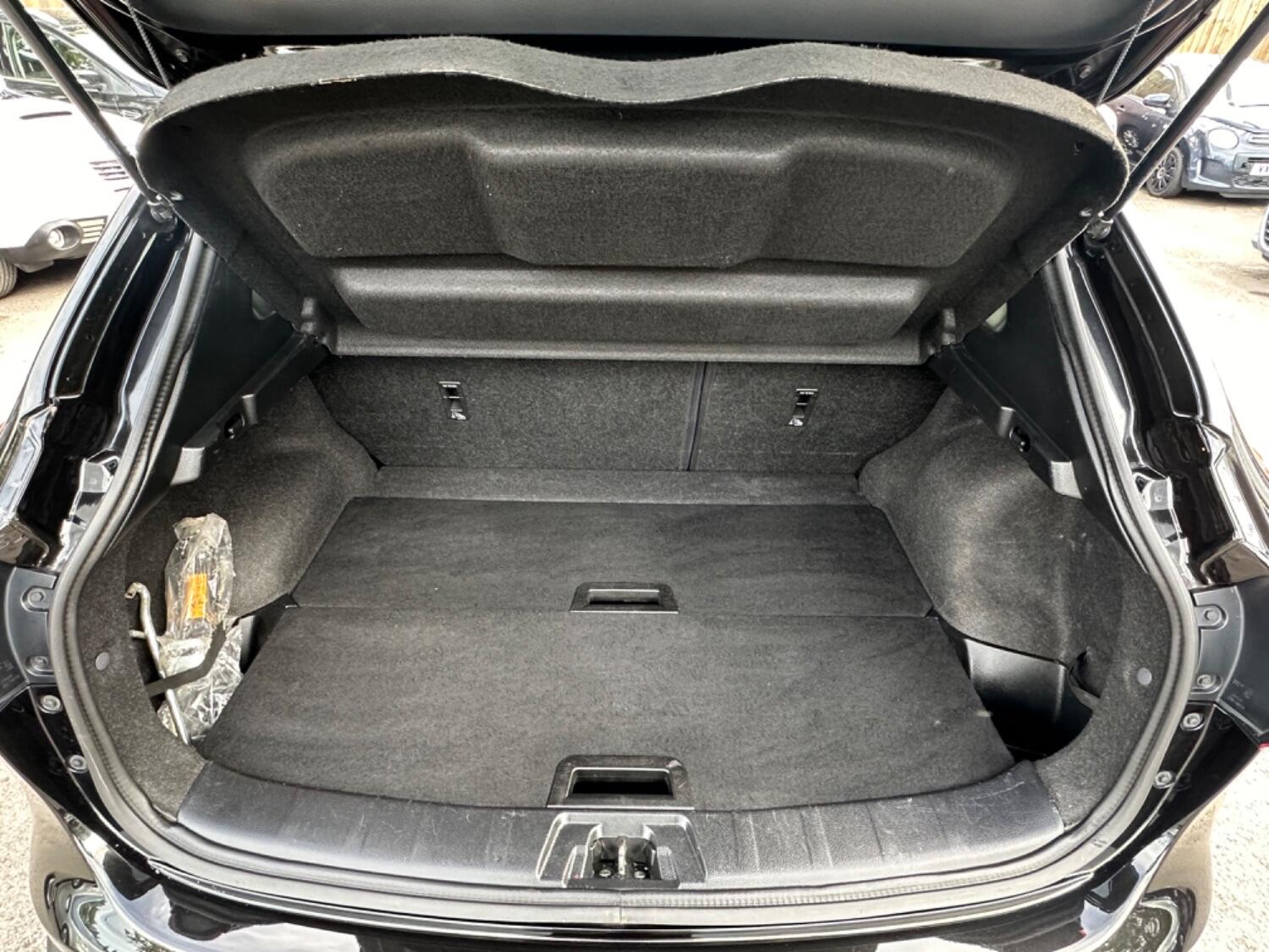 Used Nissan Qashqai 2014 for sale - 76793388: Photo 16