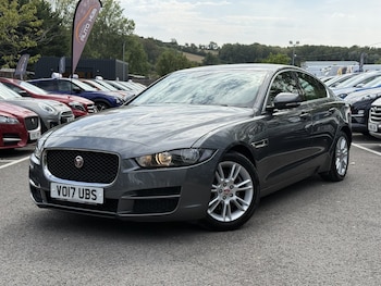 Used Jaguar XE 2017 for sale - 79563903: Photo