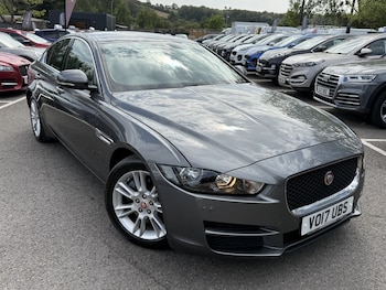 Used Jaguar XE 2017 for sale - 79563903: Photo