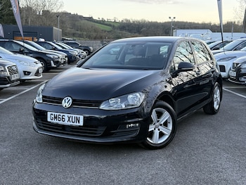 Used Volkswagen Golf 2017 for sale - 77707320: Photo