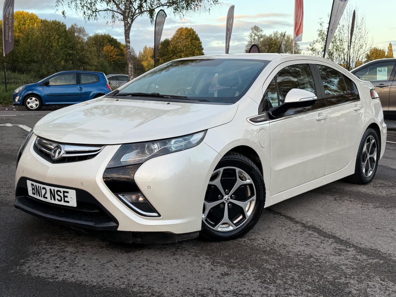 Used Vauxhall Ampera 2012 for sale - 76334841: Photo 2