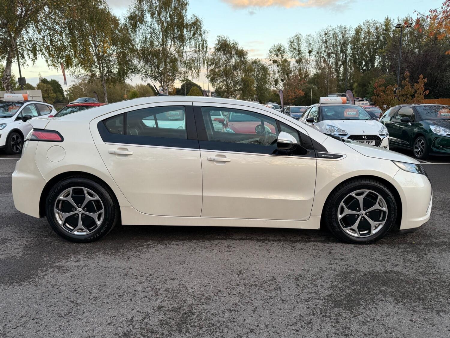 Used Vauxhall Ampera 2012 for sale - 76334841: Photo 8