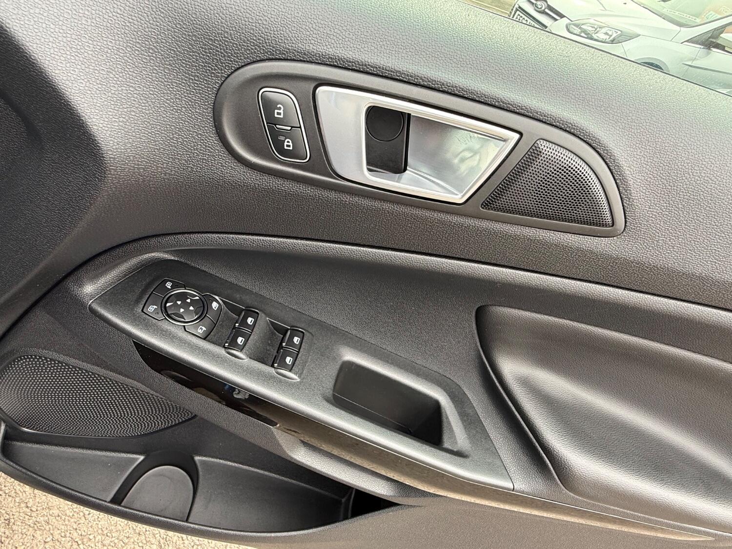 Used Ford Ecosport 2018 for sale - 76793384: Photo 44