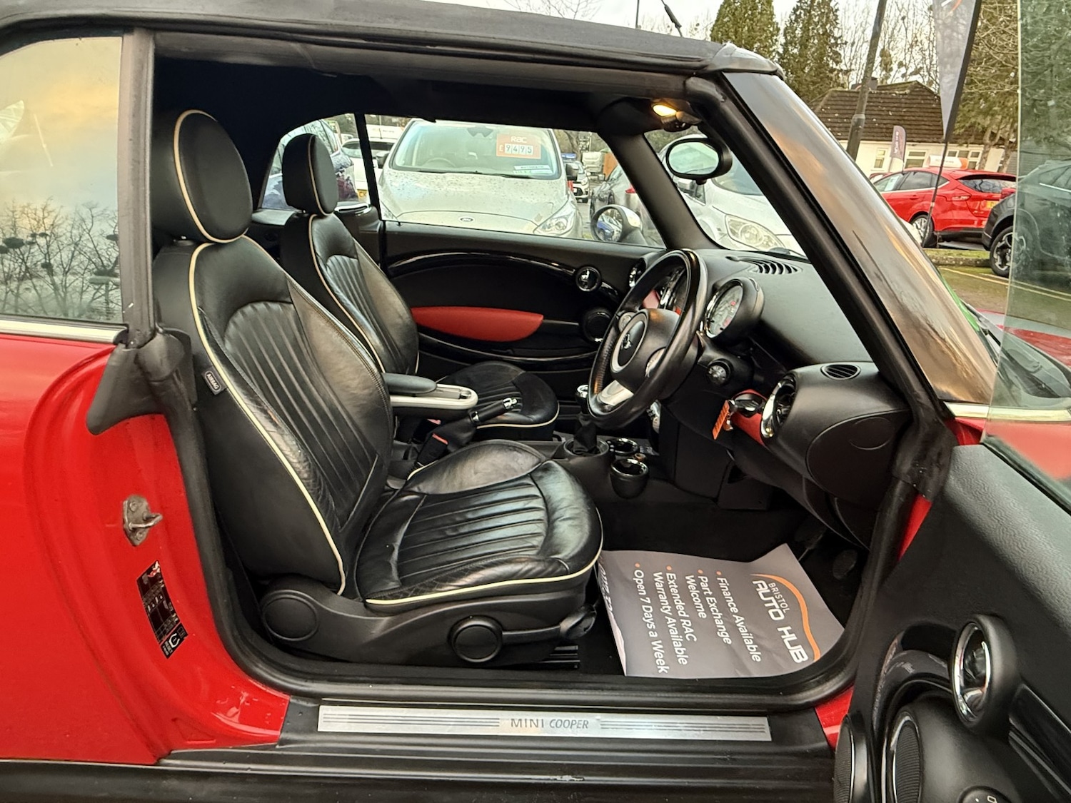 Used MINI Convertible 2009 for sale - 77535888: Photo 11