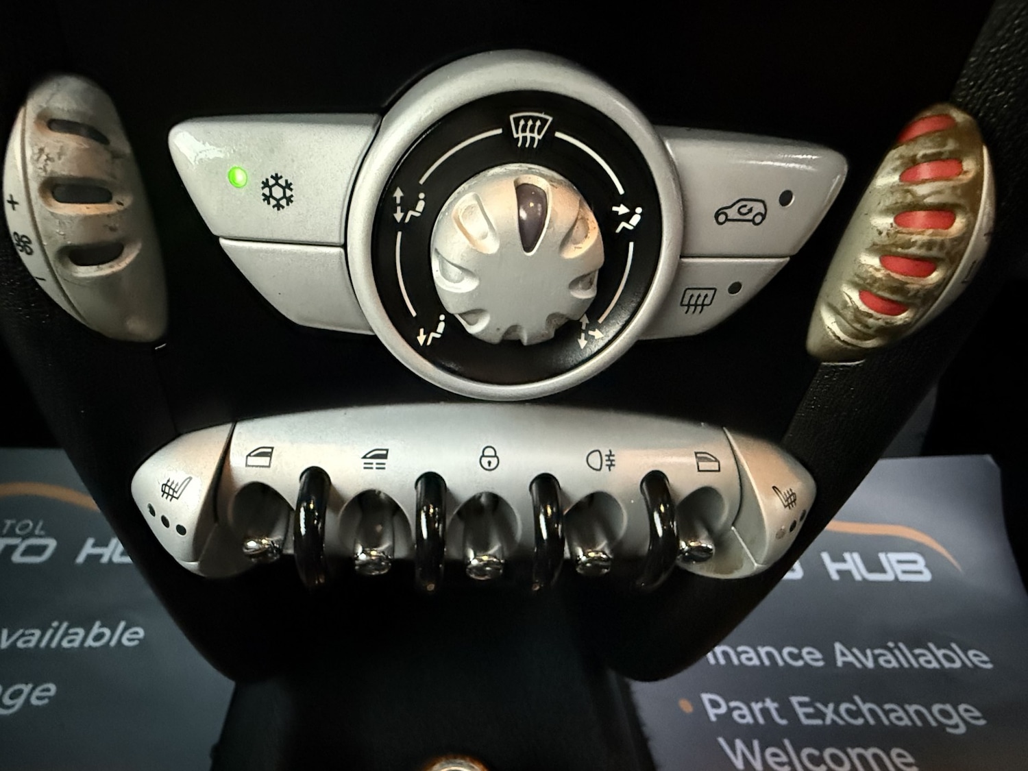 Used MINI Convertible 2009 for sale - 77535888: Photo 26