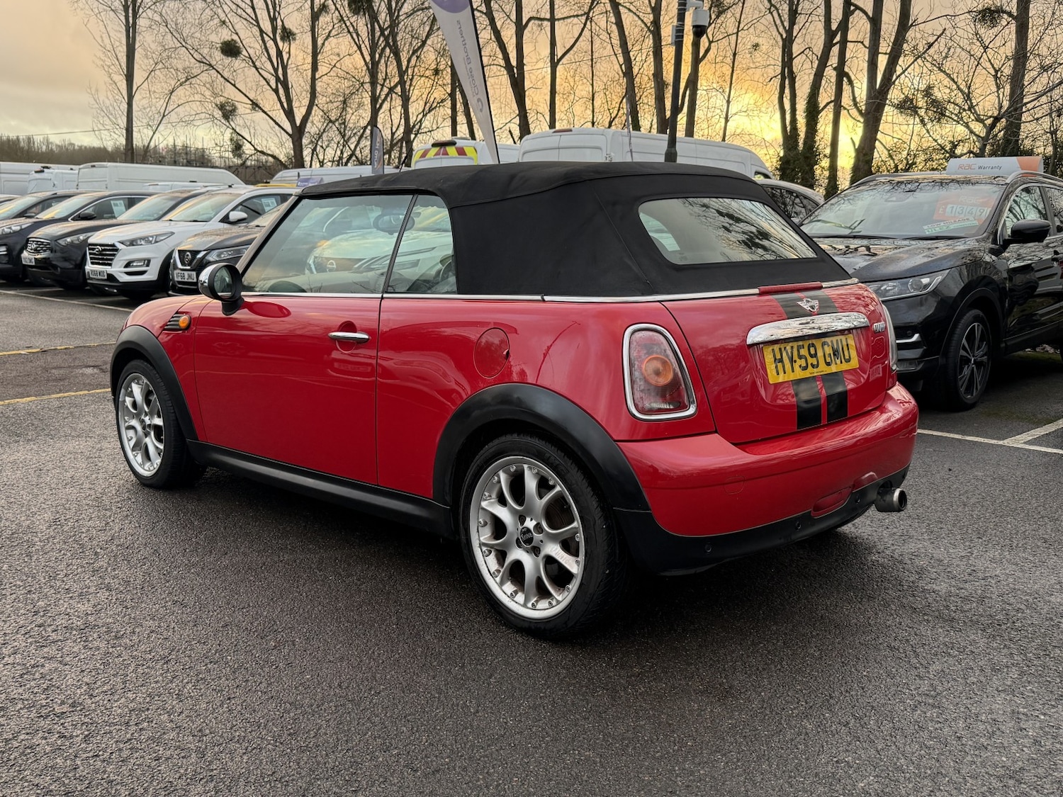Used MINI Convertible 2009 for sale - 77535888: Photo 31