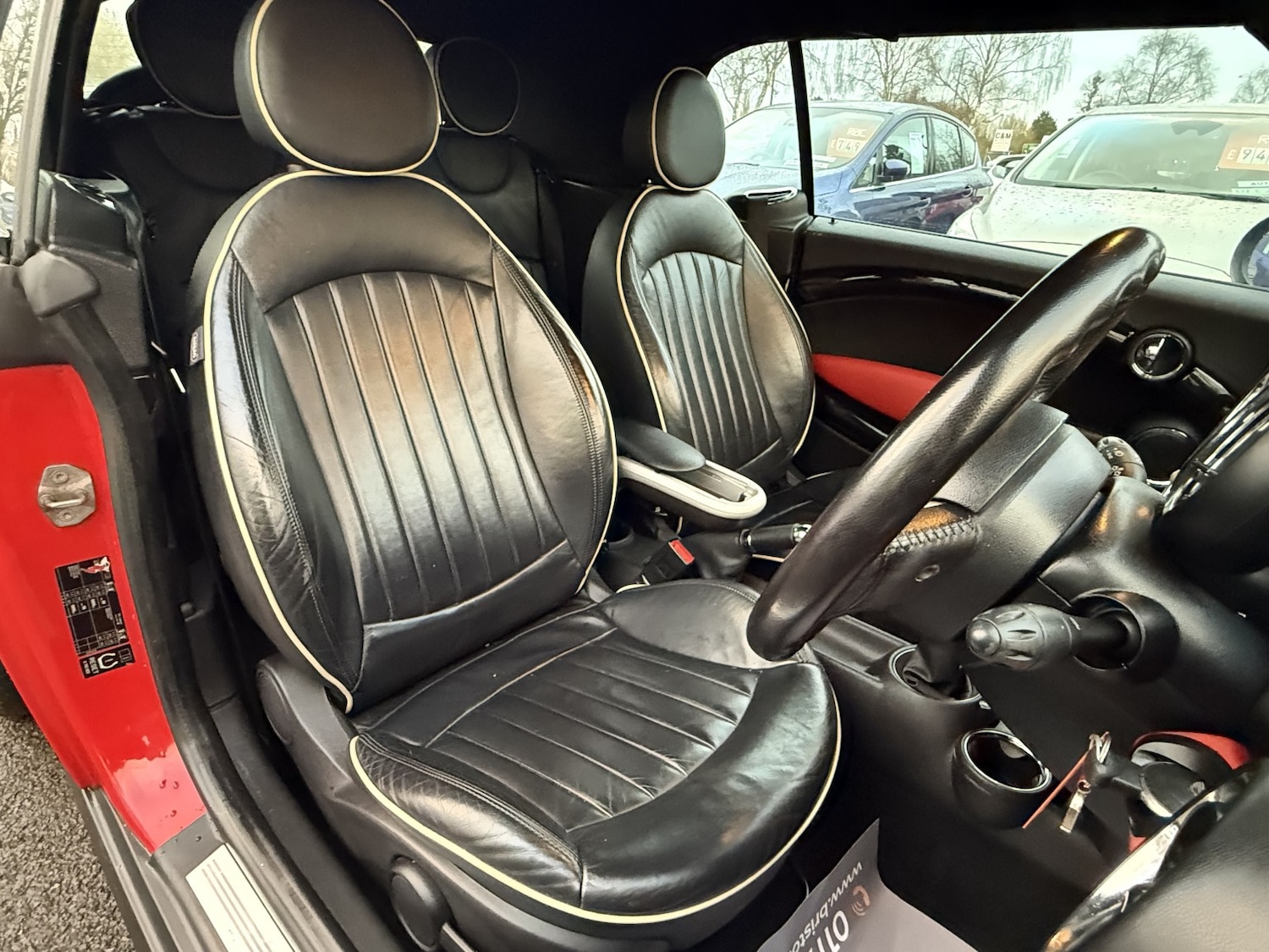 Used MINI Convertible 2009 for sale - 77535888: Photo 32