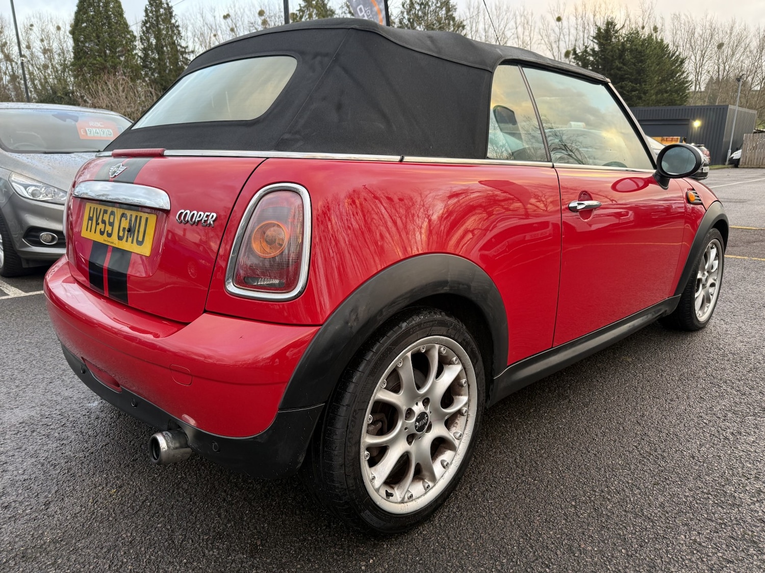 Used MINI Convertible 2009 for sale - 77535888: Photo 5