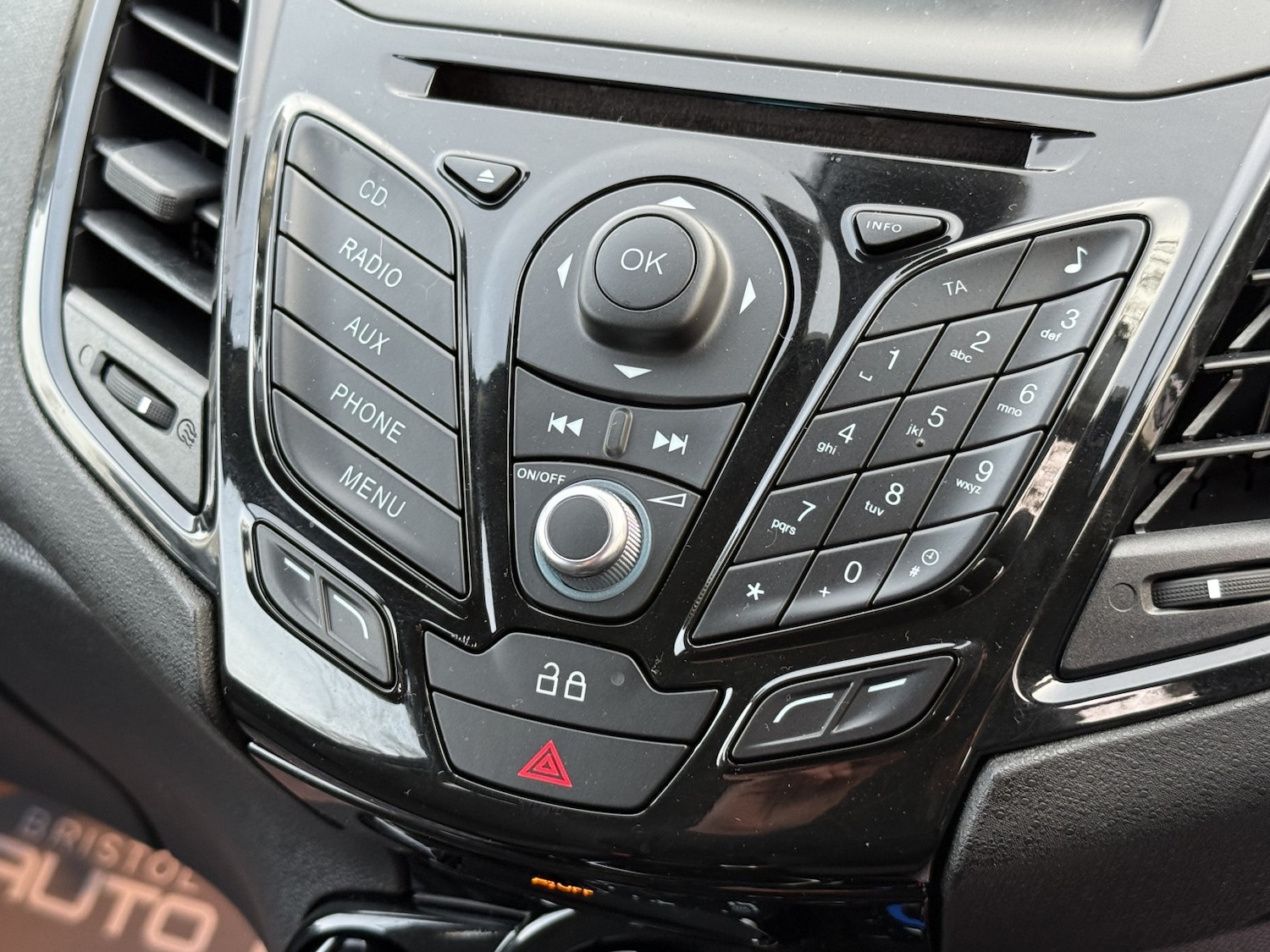 Used Ford Fiesta 2013 for sale - 77977042: Photo 44