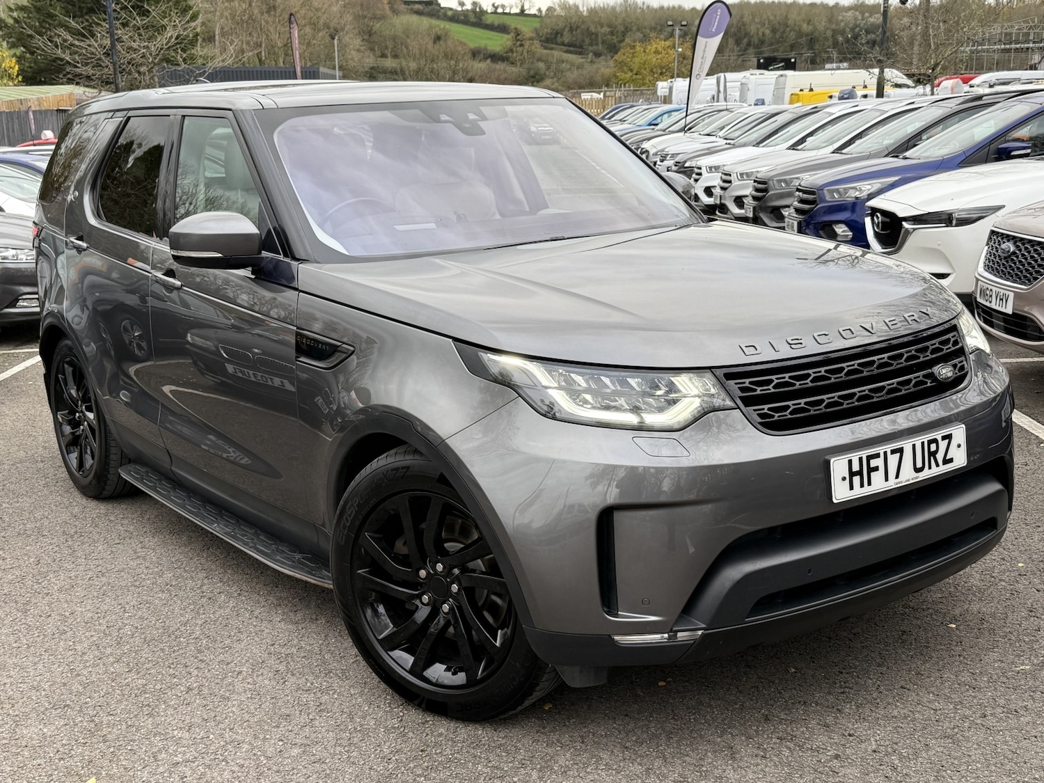 Used Land Rover Discovery 2017 for sale - 76712362: Photo 1
