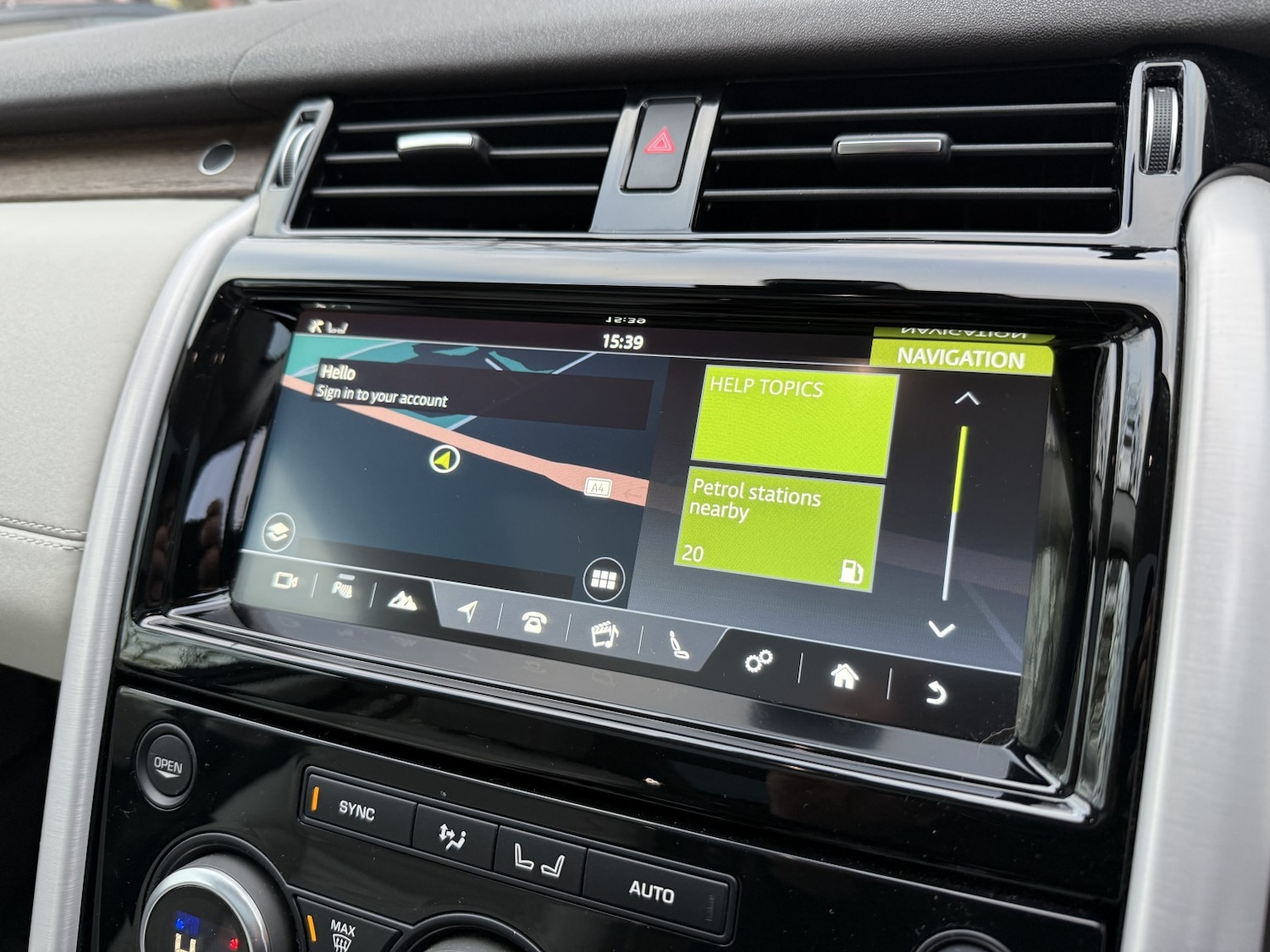 Used Land Rover Discovery 2017 for sale - 76712362: Photo 30