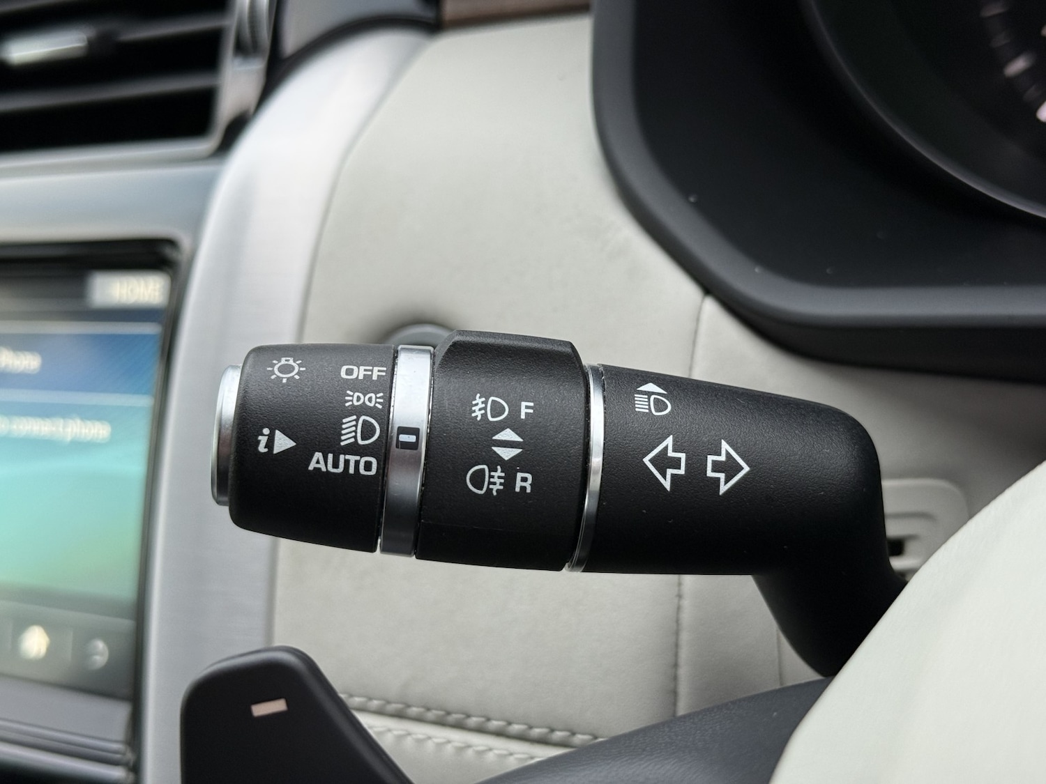 Used Land Rover Discovery 2017 for sale - 76712362: Photo 58