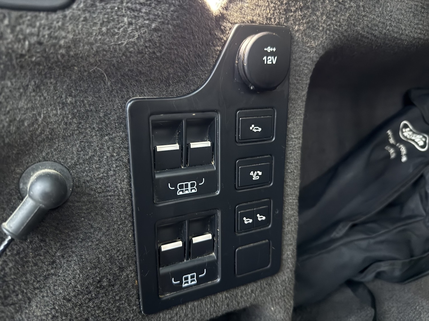 Used Land Rover Discovery 2017 for sale - 76712362: Photo 59