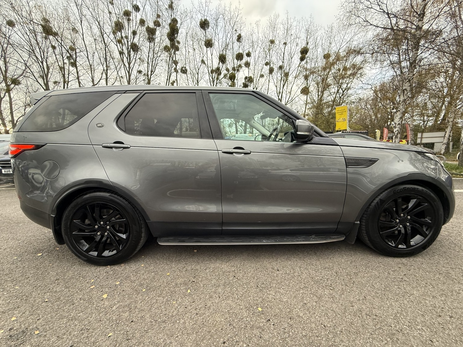 Used Land Rover Discovery 2017 for sale - 76712362: Photo 6