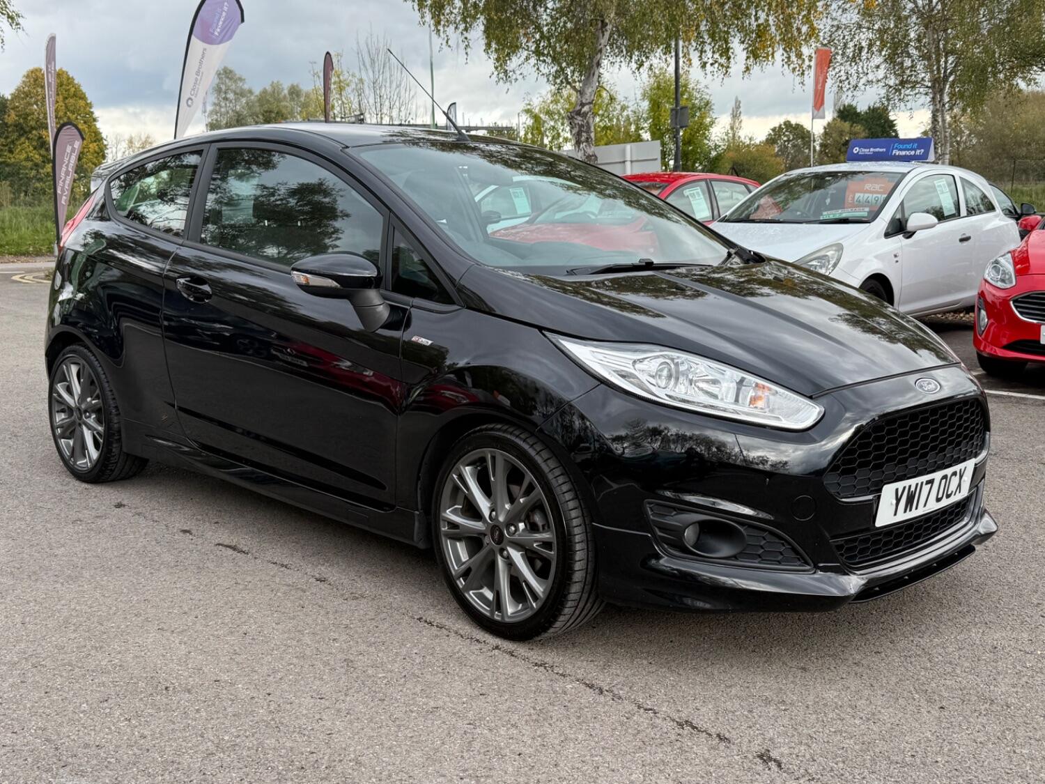 Used Ford Fiesta 2017 for sale - 76358205: Photo 33