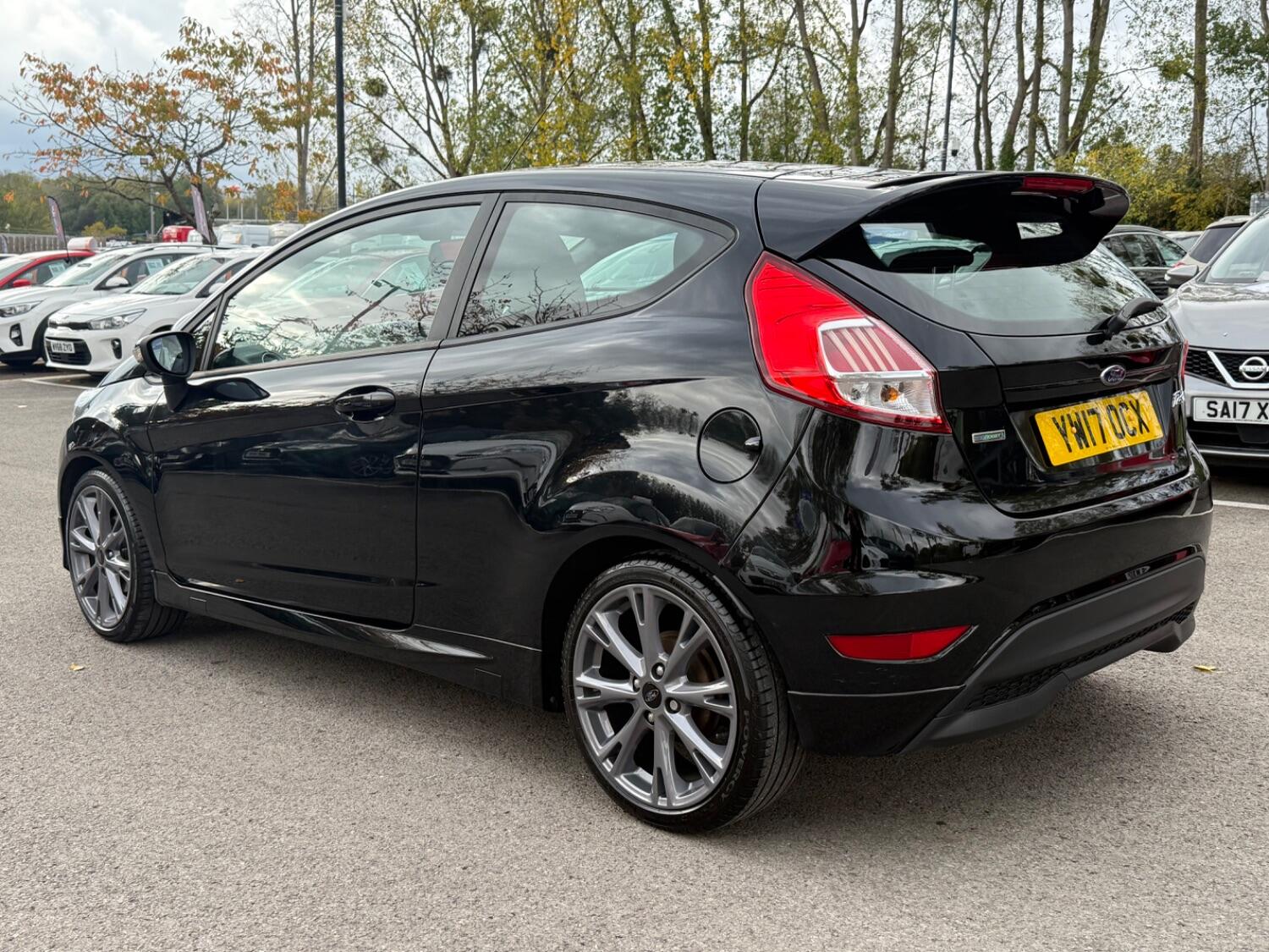Used Ford Fiesta 2017 for sale - 76358205: Photo 36