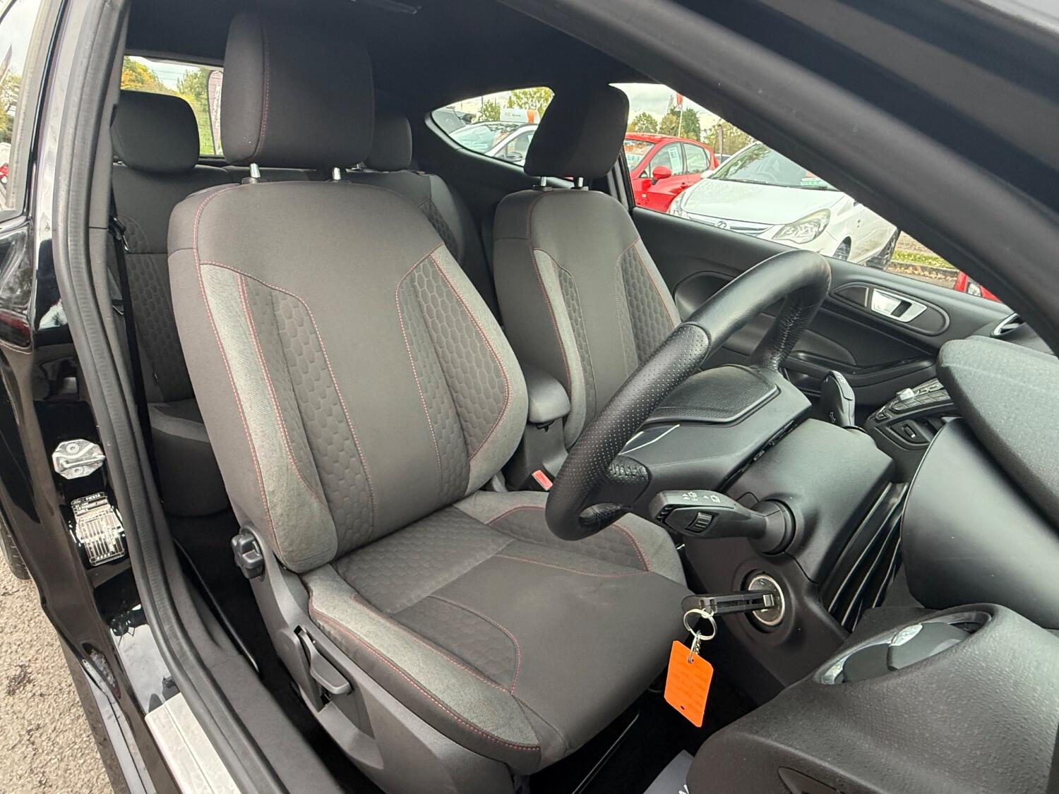 Used Ford Fiesta 2017 for sale - 76358205: Photo 38