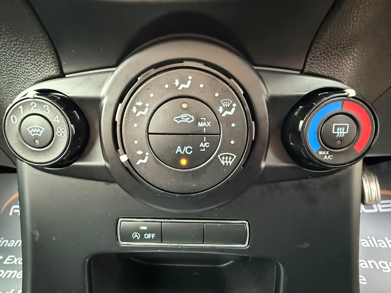 Used Ford Fiesta 2017 for sale - 76358205: Photo 44