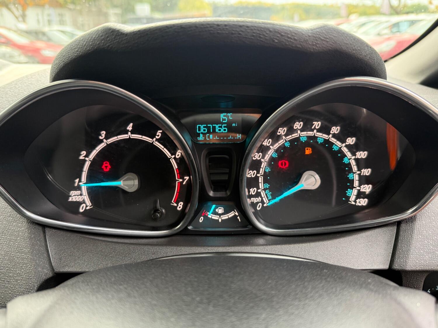 Used Ford Fiesta 2017 for sale - 76358205: Photo 51