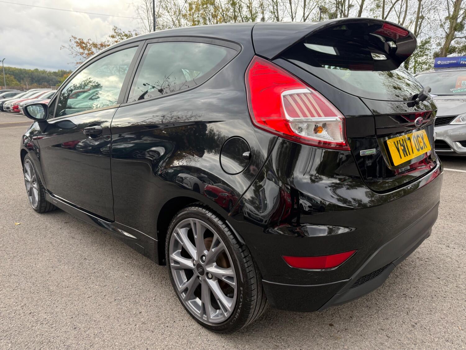 Used Ford Fiesta 2017 for sale - 76358205: Photo 7