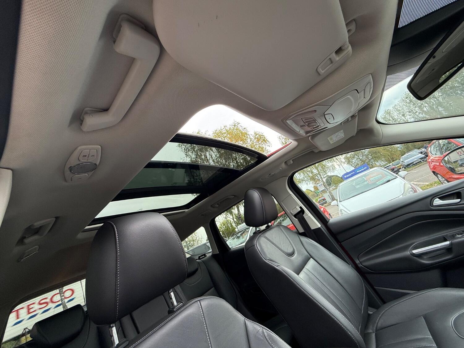 Used Ford Kuga 2015 for sale - 77438310: Photo 16