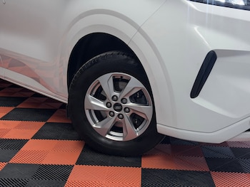 Used Ford Transit Custom 2024 for sale - 79454691: Photo