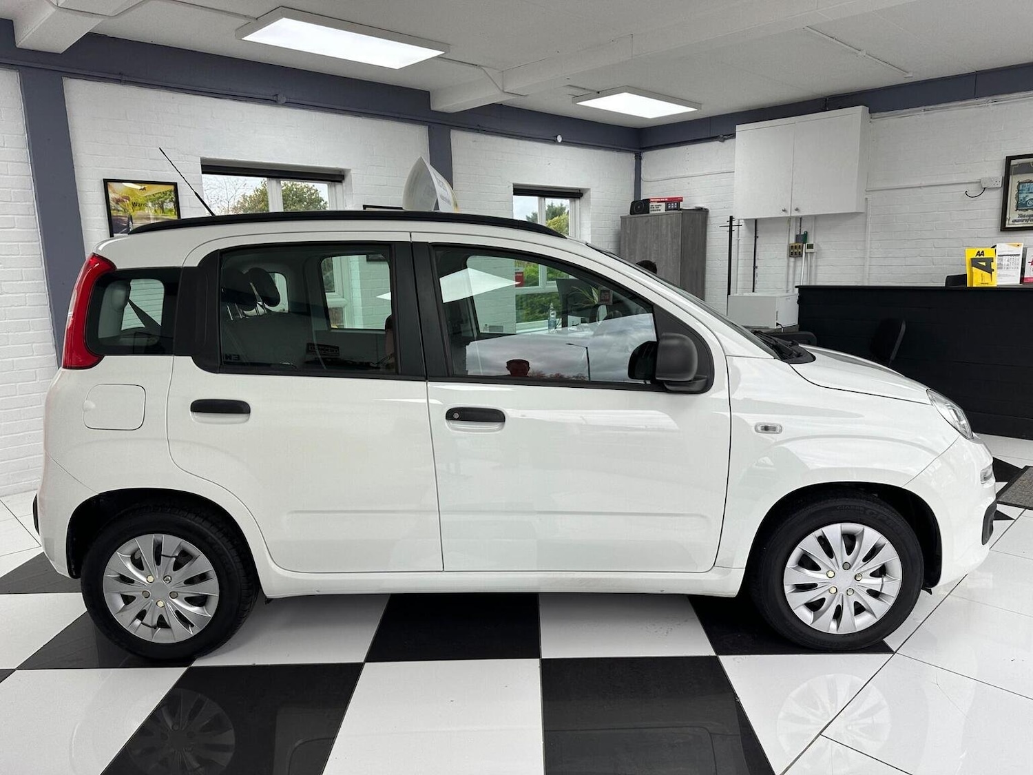 Used Fiat Panda 2015 for sale - 76455371: Photo 8