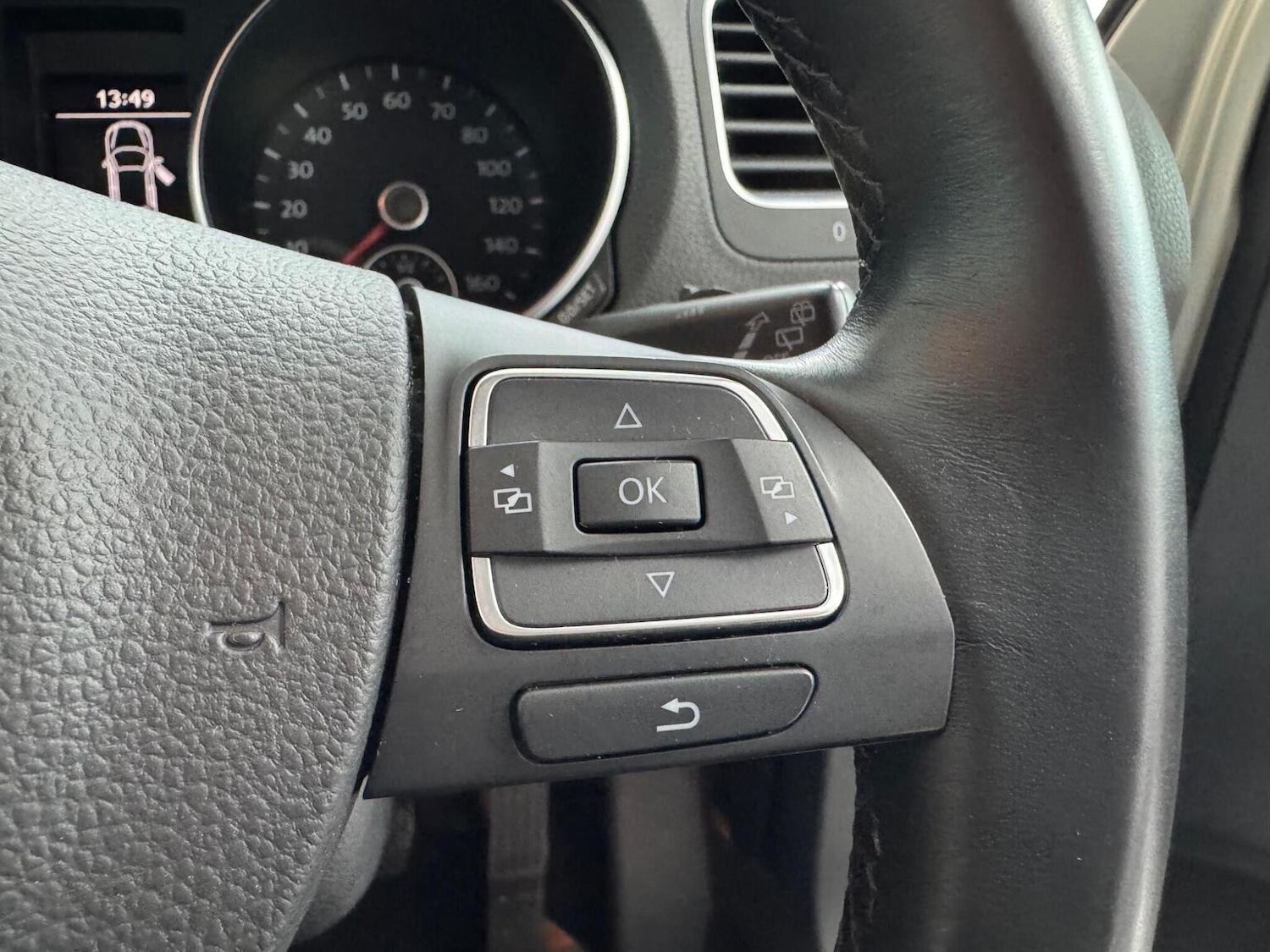 Used Volkswagen Golf 2011 for sale - 76863882: Photo 18