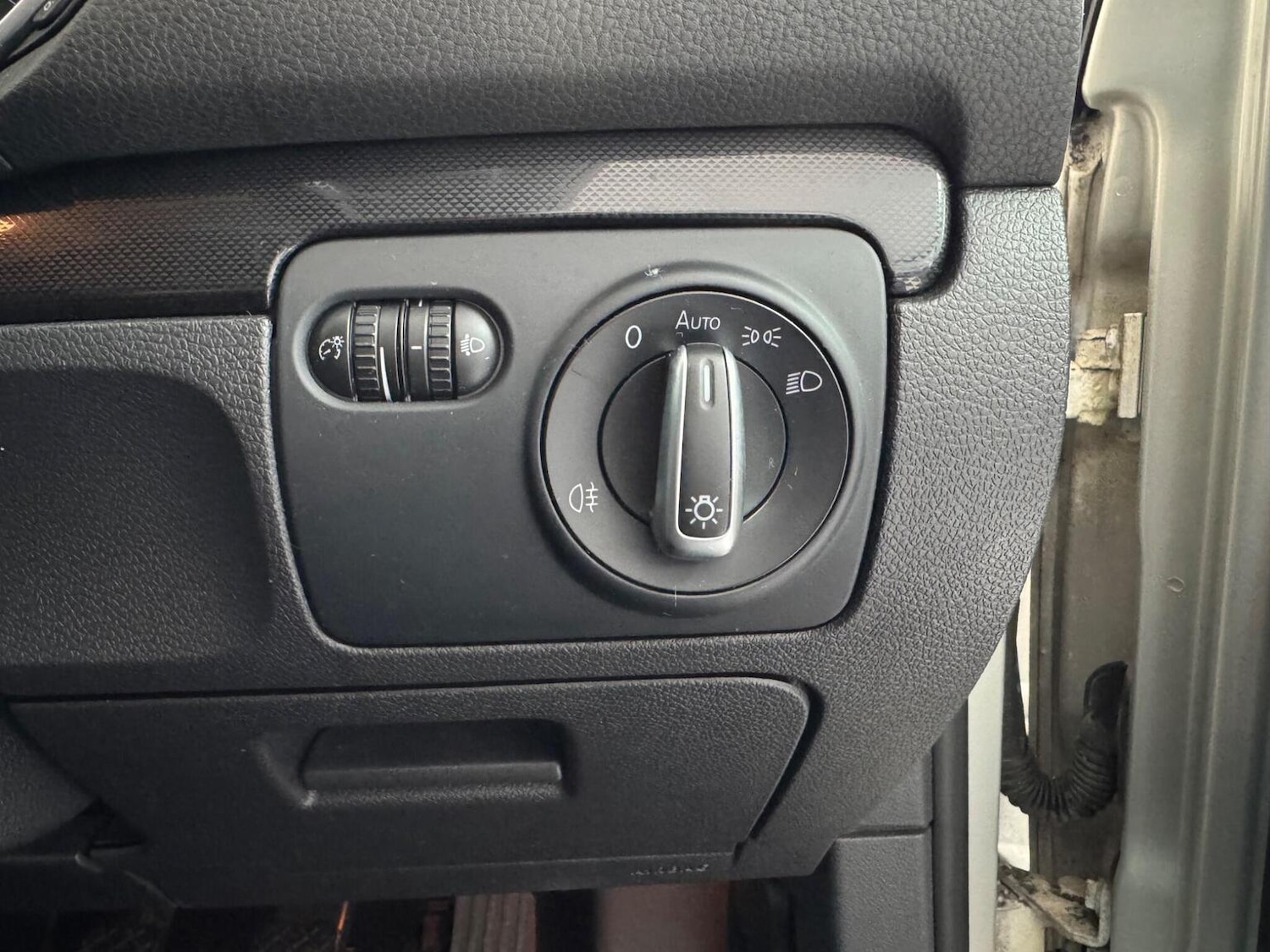 Used Volkswagen Golf 2011 for sale - 76863882: Photo 20