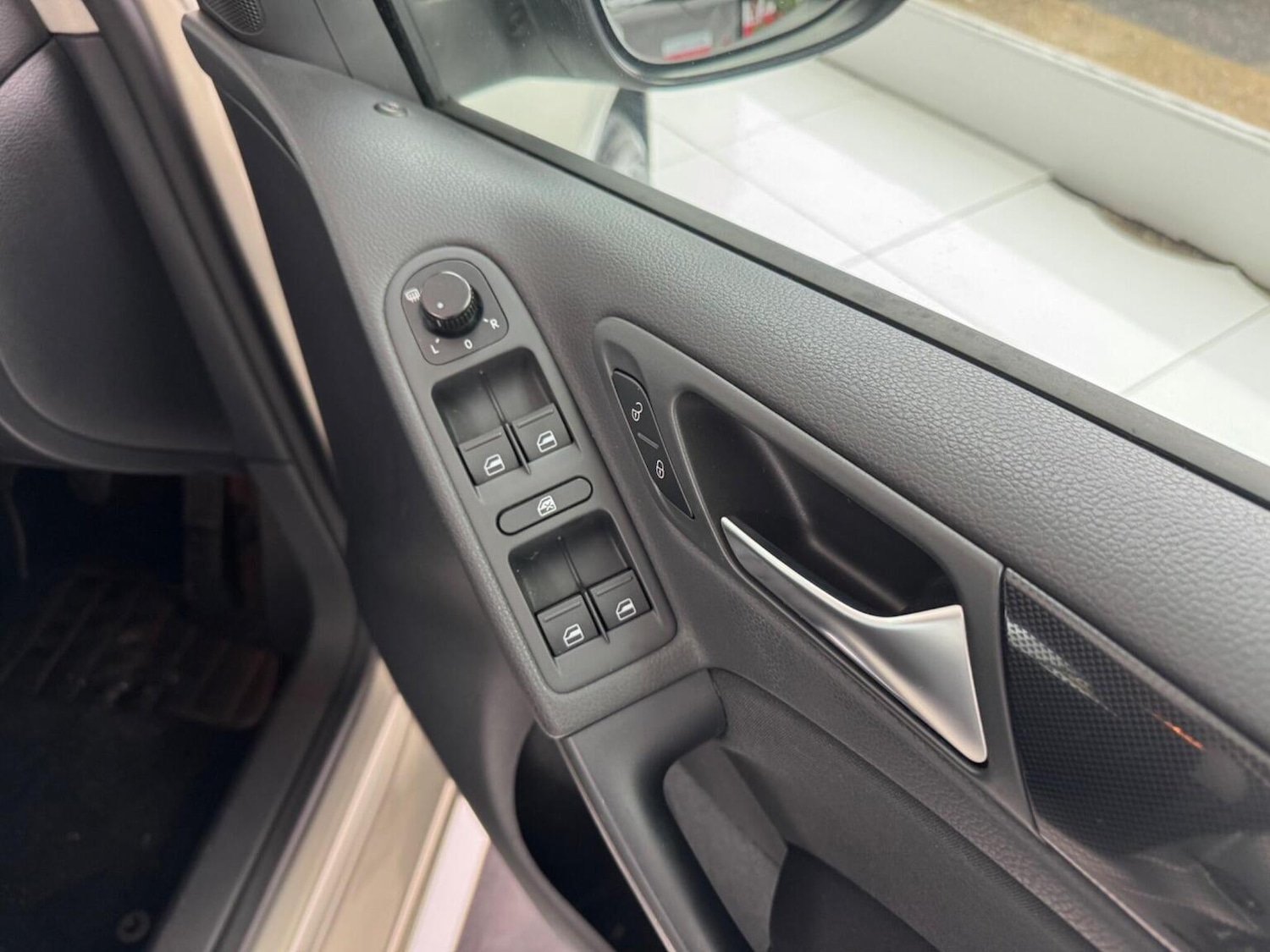 Used Volkswagen Golf 2011 for sale - 76863882: Photo 25