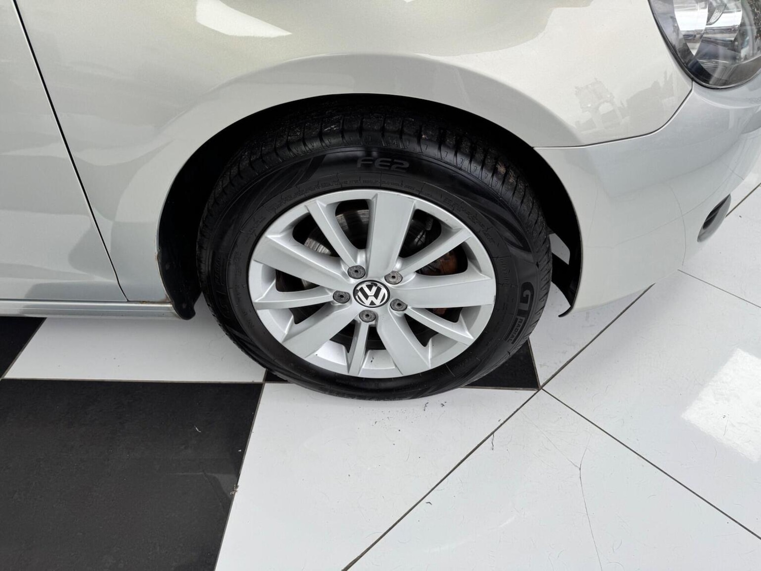 Used Volkswagen Golf 2011 for sale - 76863882: Photo 28