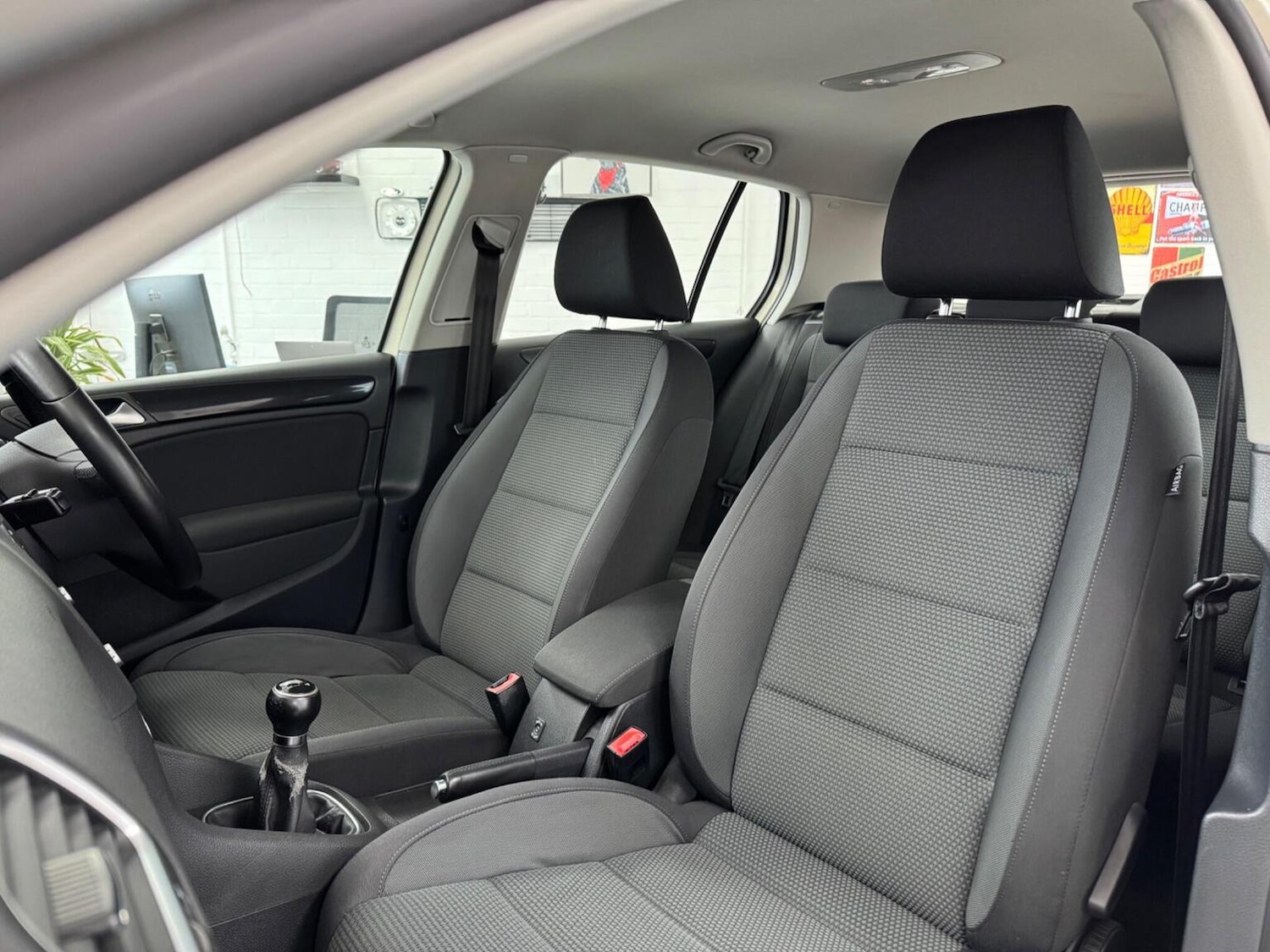 Used Volkswagen Golf 2011 for sale - 76863882: Photo 39